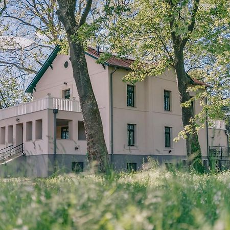 Bringa Villa Балатонлеле Екстериор снимка