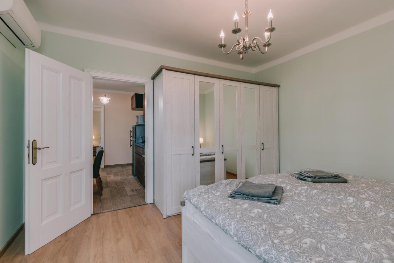 Bringa Villa Балатонлеле Екстериор снимка